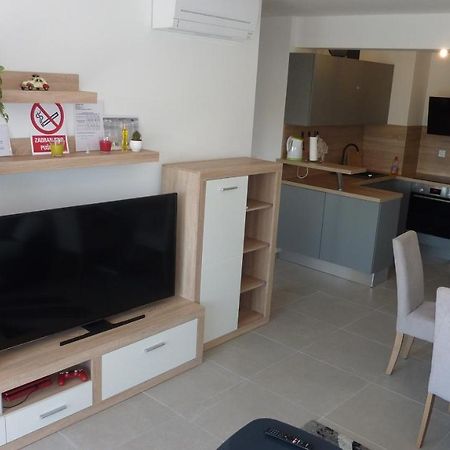 Apartment Jere With Private Parking زادار المظهر الخارجي الصورة